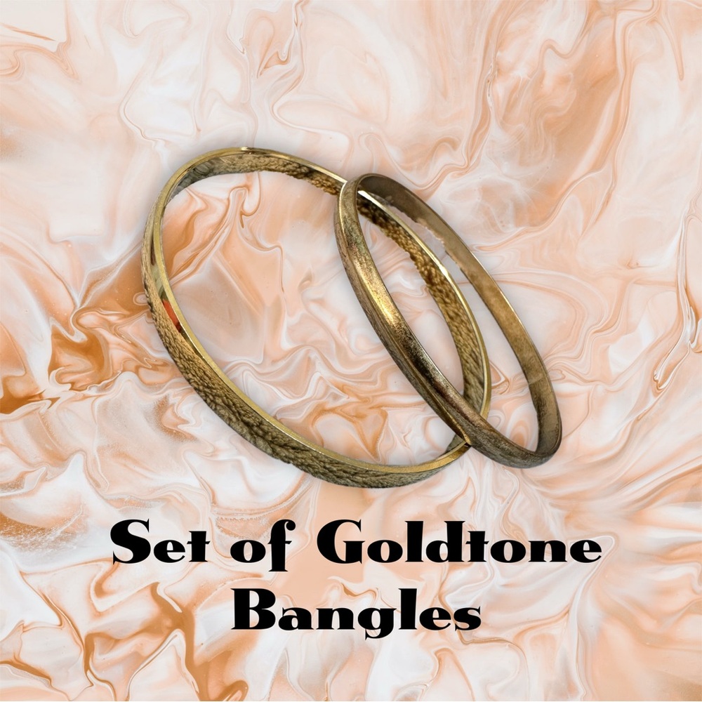 🌼Goldtone Bangle Set